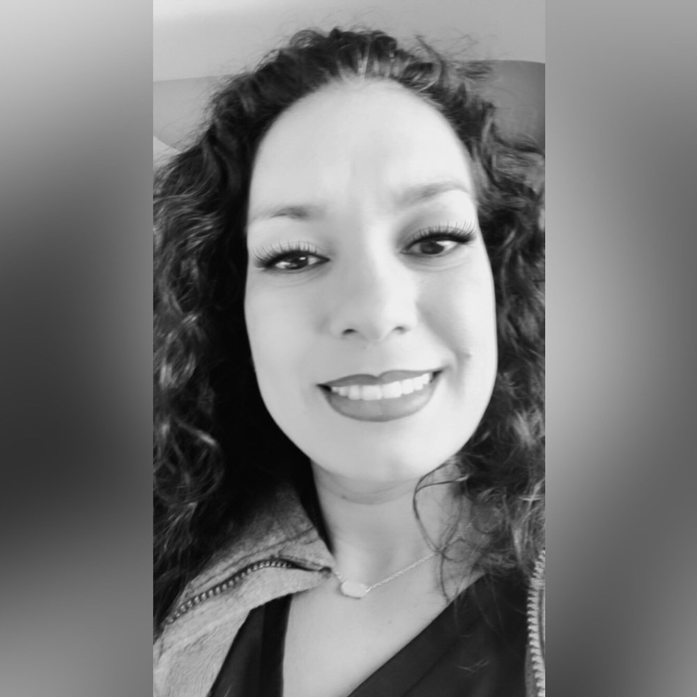 Meet your Posher, Nina